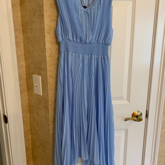 Lascana blue sleeveless V-neck handkerchief hem dress women’s size Medium NWT - Picture 2 of 5